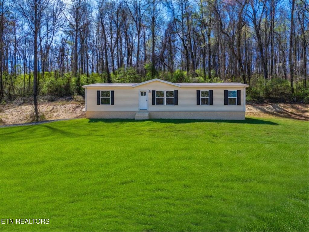 Photo of 1009 S Gateway Ave, Rockwood, TN 37854 (MLS # 1334291)