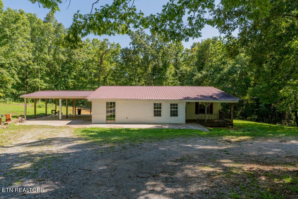 Photo of 166 George Thomas Rd, Vonore, TN 37885 (MLS # 1271009)