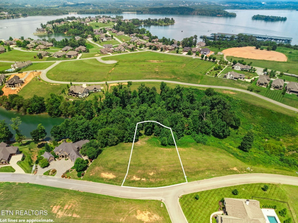 Photo of 694 Taffrail Drive, Lenoir City, TN 37772 (MLS # 1349367)