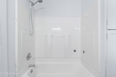 Tiny photo for 323 Lee Rd, Clinton, TN 37716 (MLS # 1346385)