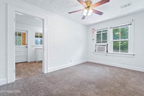 Tiny photo for 323 Lee Rd, Clinton, TN 37716 (MLS # 1346385)