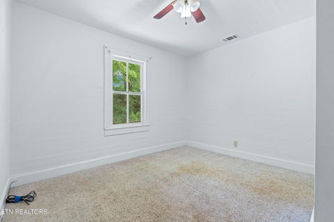 Tiny photo for 323 Lee Rd, Clinton, TN 37716 (MLS # 1346385)