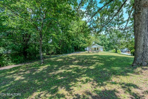 Tiny photo for 323 Lee Rd, Clinton, TN 37716 (MLS # 1346385)