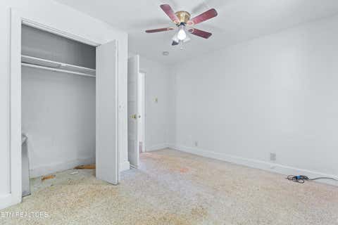 Tiny photo for 323 Lee Rd, Clinton, TN 37716 (MLS # 1346385)
