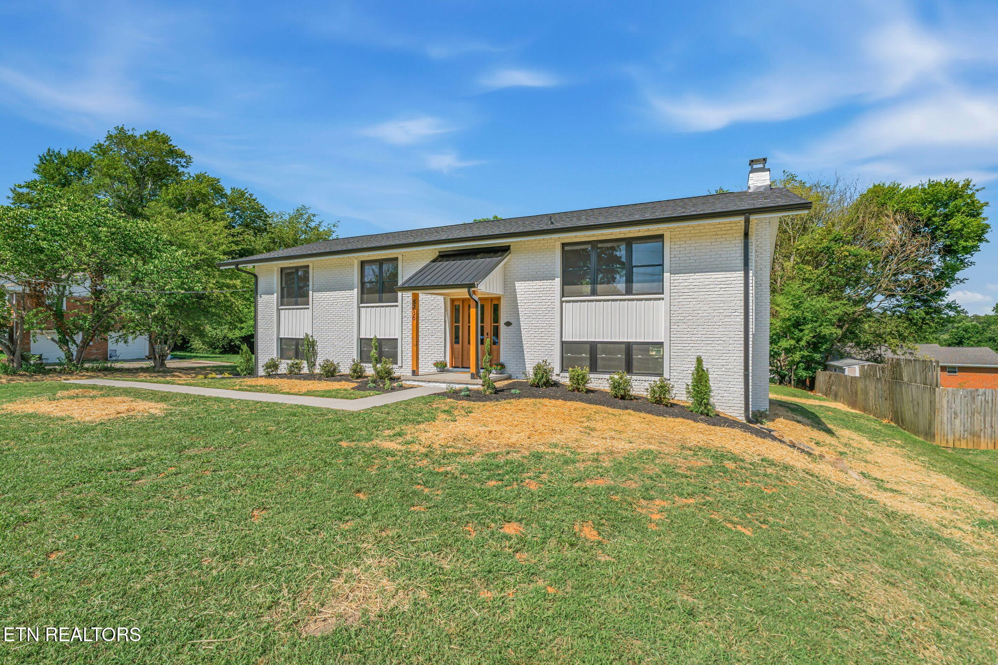 8236 Spruceland Rd