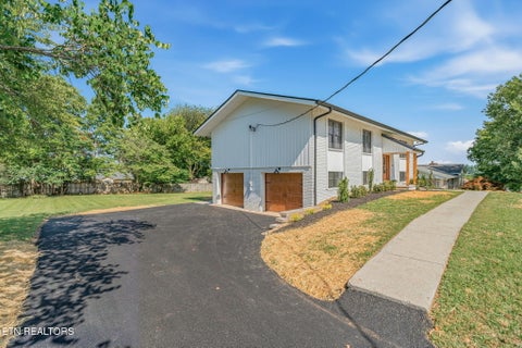 Tiny photo for 8236 Spruceland Rd, Powell, TN 37849 (MLS # 1346760)