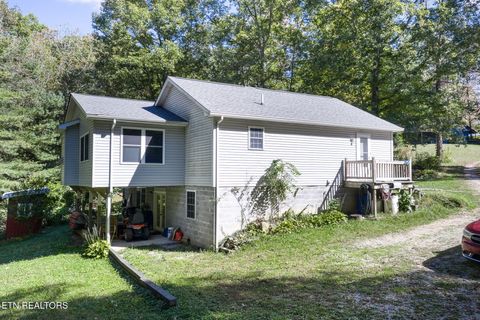 Tiny photo for 614 W Creston Rd, Crossville, TN 38571 (MLS # 1319438)