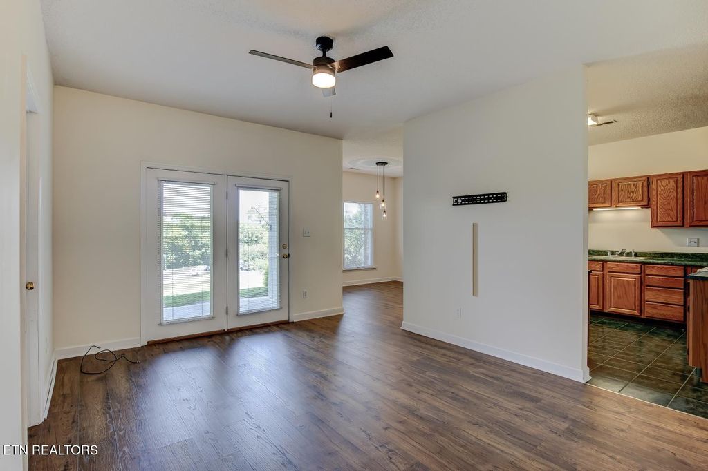 Photo of 3002 Brentwood Court, Kingston, TN 37763 (MLS # 1313743)