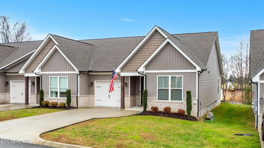 Photo of 411 Toronto Lane, Knoxville, TN 37918 (MLS # 1323895)