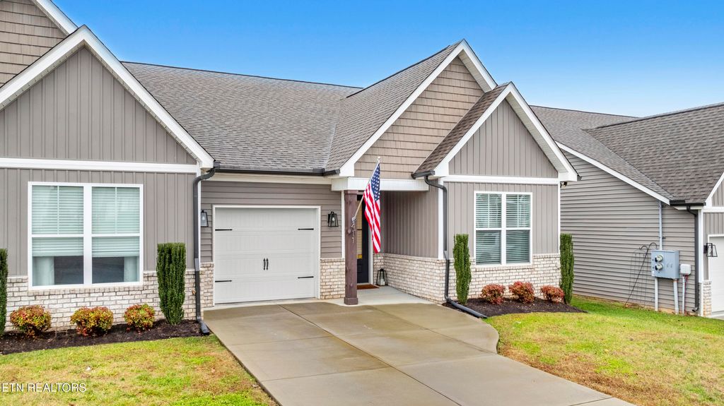 Photo of 411 Toronto Lane, Knoxville, TN 37918 (MLS # 1323895)