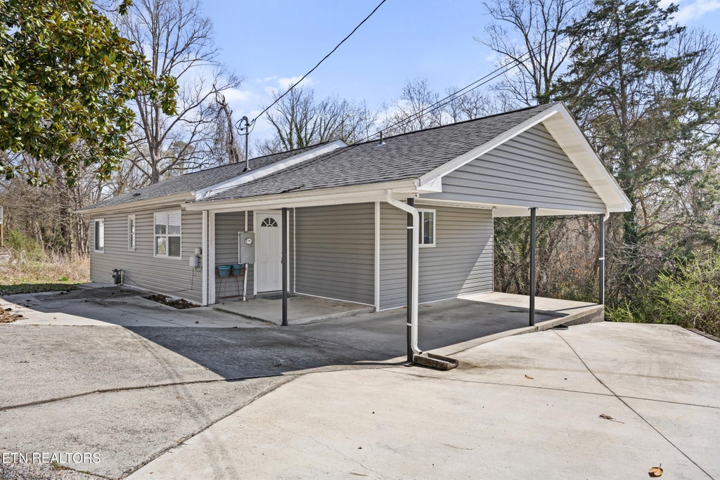 Photo of 510 Michigan Ave, Oak Ridge, TN 37830 (MLS # 1354030)