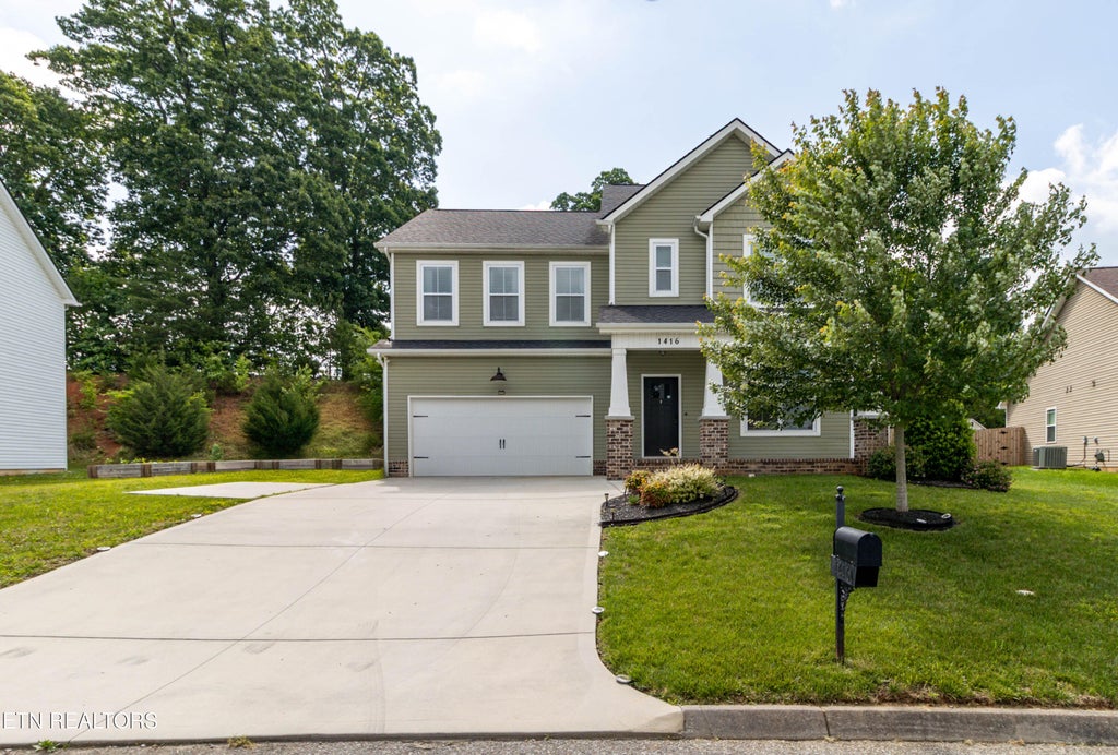 Photo of 1416 Madison Oaks Rd, Knoxville, TN 37924 (MLS # 1352979)