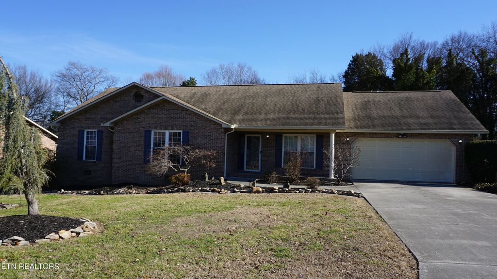 Photo of 867 Westgate Drive, Alcoa, TN 37701 (MLS # 1306602)