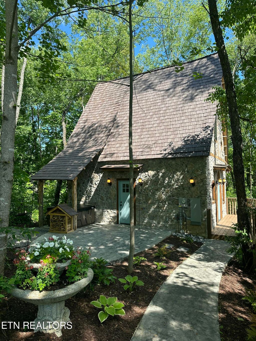 Photo of 970 Douglas Dam Rd, Kodak, TN 37764 (MLS # 1339566)