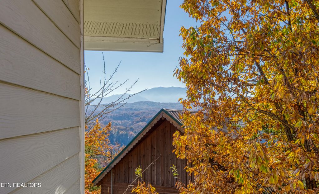 Photo of 1814 Blue Tick Way, Sevierville, TN 37876 (MLS # 1321513)