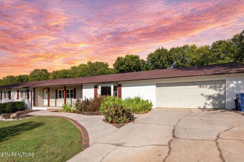 Photo of 1108 Mildred Drive, Alcoa, TN 37701 (MLS # 1337356)