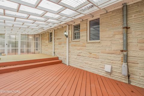 Tiny photo for 2992 Knoxville Hwy, Wartburg, TN 37887 (MLS # 1328897)