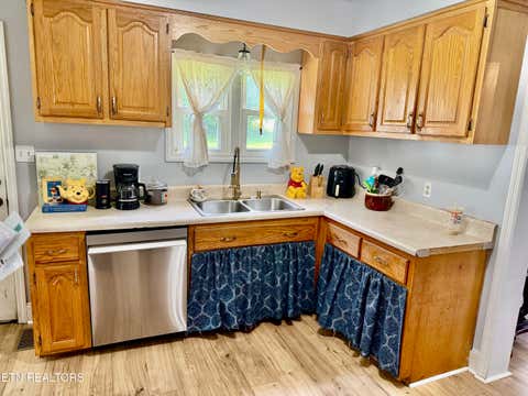 Tiny photo for 404 Church St, New Tazewell, TN 37825 (MLS # 1349888)
