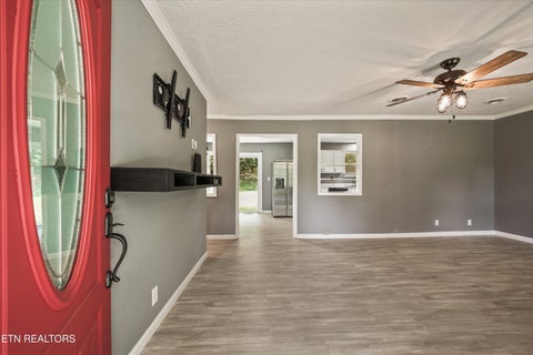 Tiny photo for 608 W 10th Ave, Lenoir City, TN 37771 (MLS # 1349837)