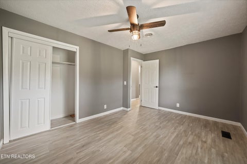Tiny photo for 608 W 10th Ave, Lenoir City, TN 37771 (MLS # 1349837)