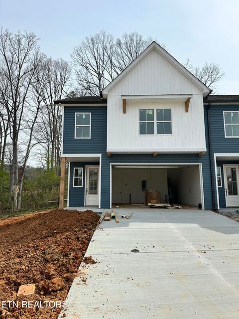 Photo of 1645 Lateglow Way, Knoxville, TN 37931 (MLS # 1333503)