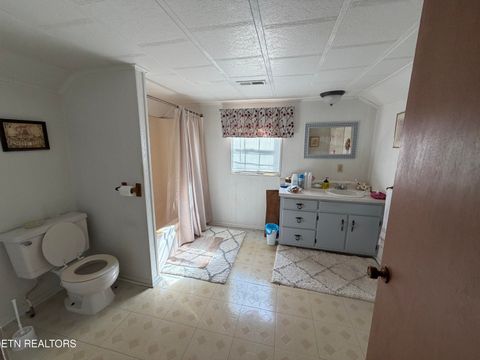 Tiny photo for 4016 Lone Mountain Rd, New Tazewell, TN 37825 (MLS # 1341557)