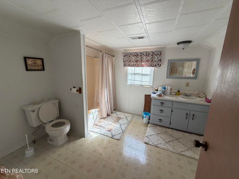 Tiny photo for 4016 Lone Mountain Rd, New Tazewell, TN 37825 (MLS # 1341557)