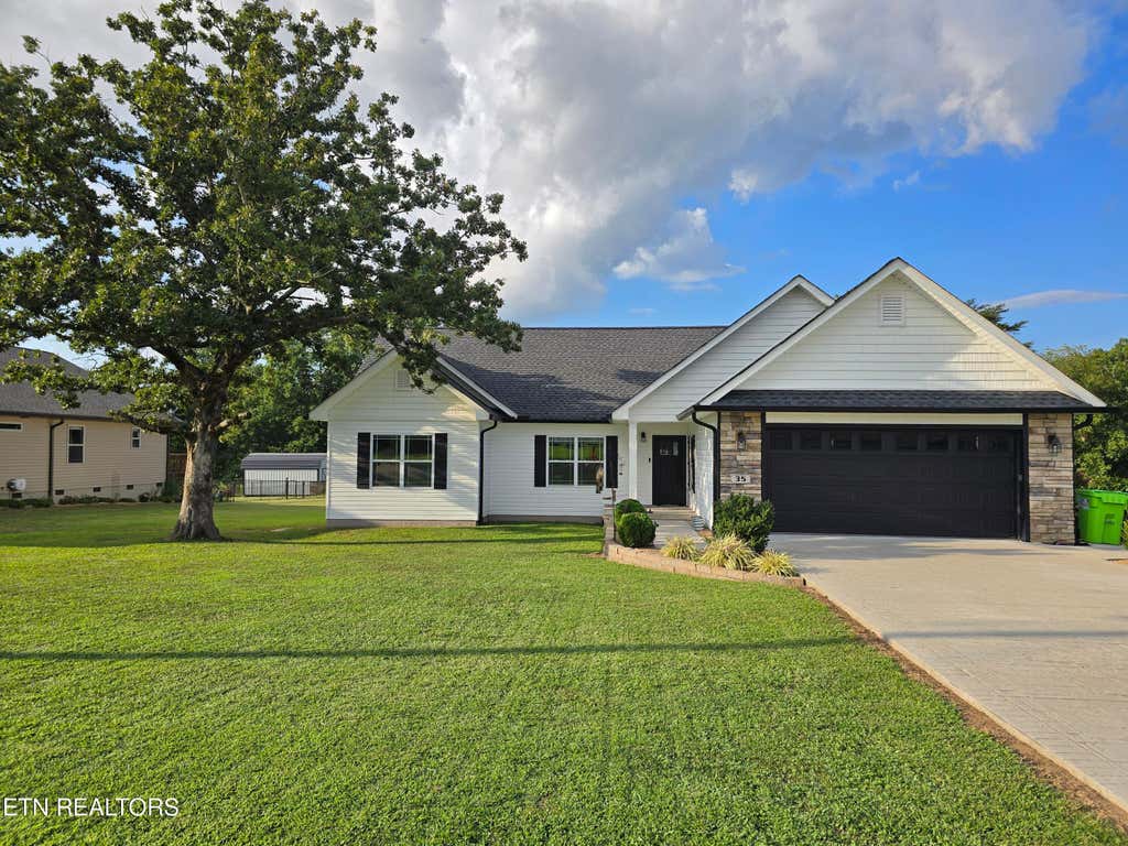 Photo of 35 Perry Creek Drive, Crossville, TN 38572 (MLS # 1352970)