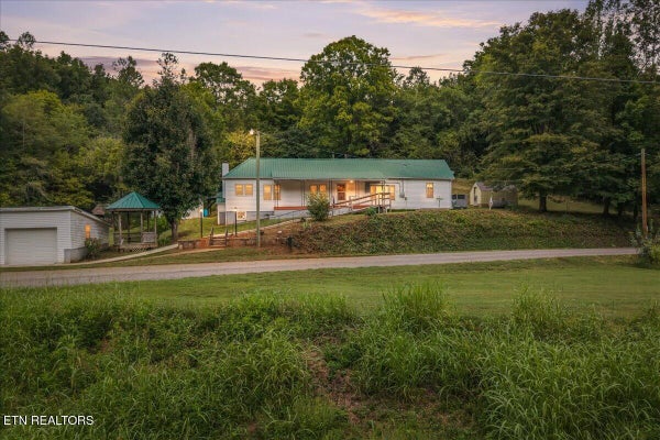1352 WILSON STATION RD, ENGLEWOOD, TN 37329 - Image 108edfc554d2680a4b9ea5aa9f5b7ba6/703946875
