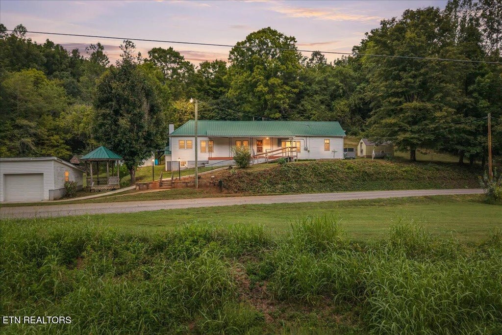 Photo of 1352 Wilson Station Rd, Englewood, TN 37329 (MLS # 1357097)