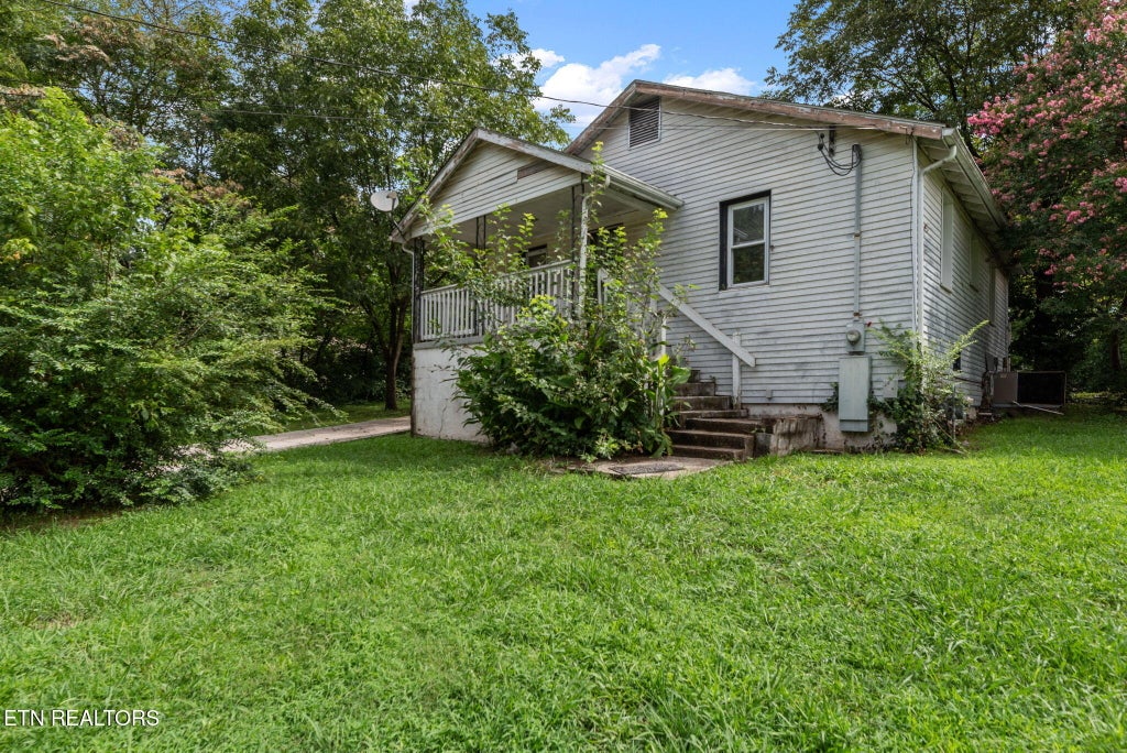 Photo of 1226 Ohio Ave, Knoxville, TN 37921 (MLS # 1312027)