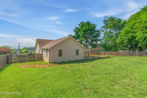 Tiny photo for 5126 Gregory Rd, Greenback, TN 37742 (MLS # 1359319)