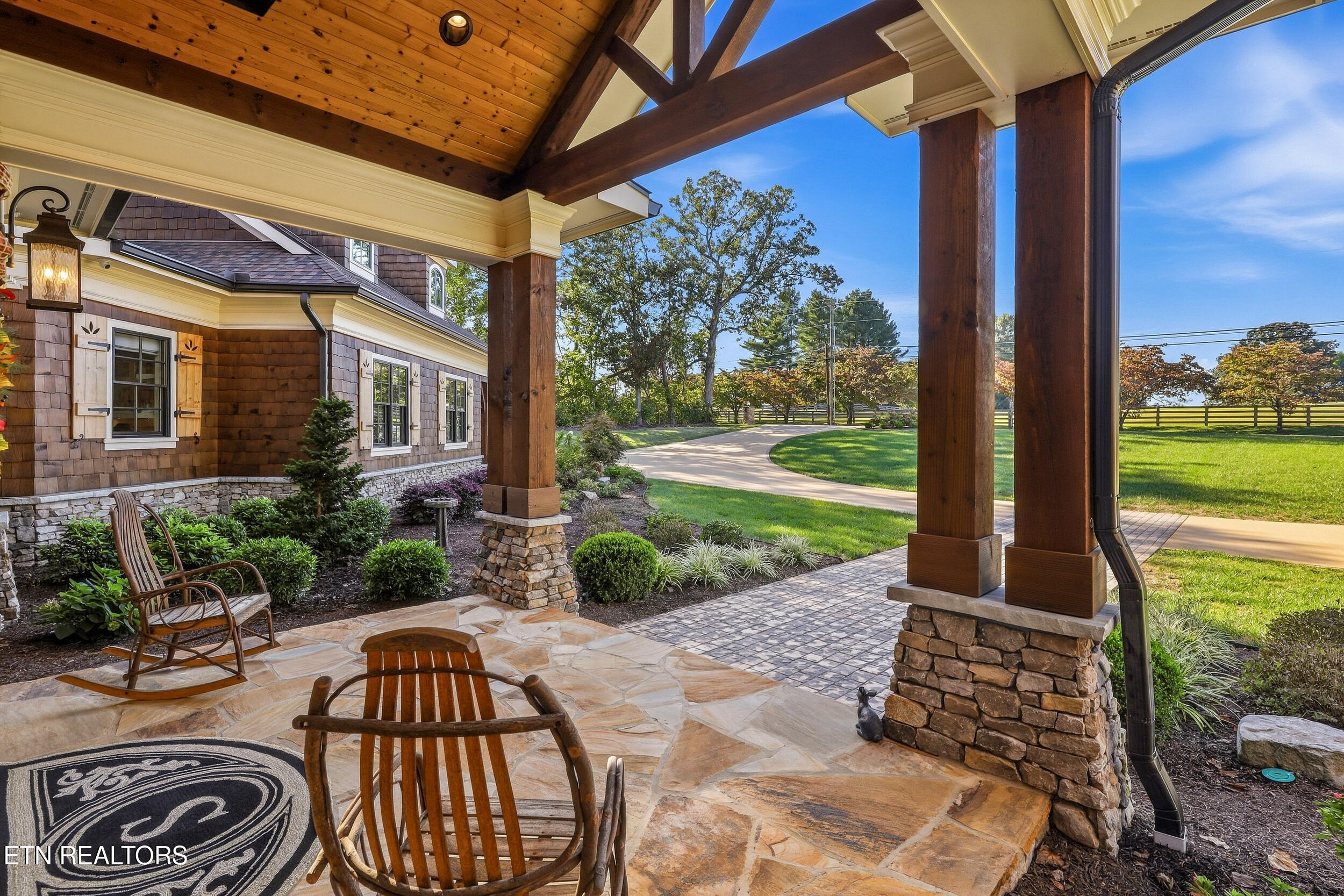 2032 Cochran Rd