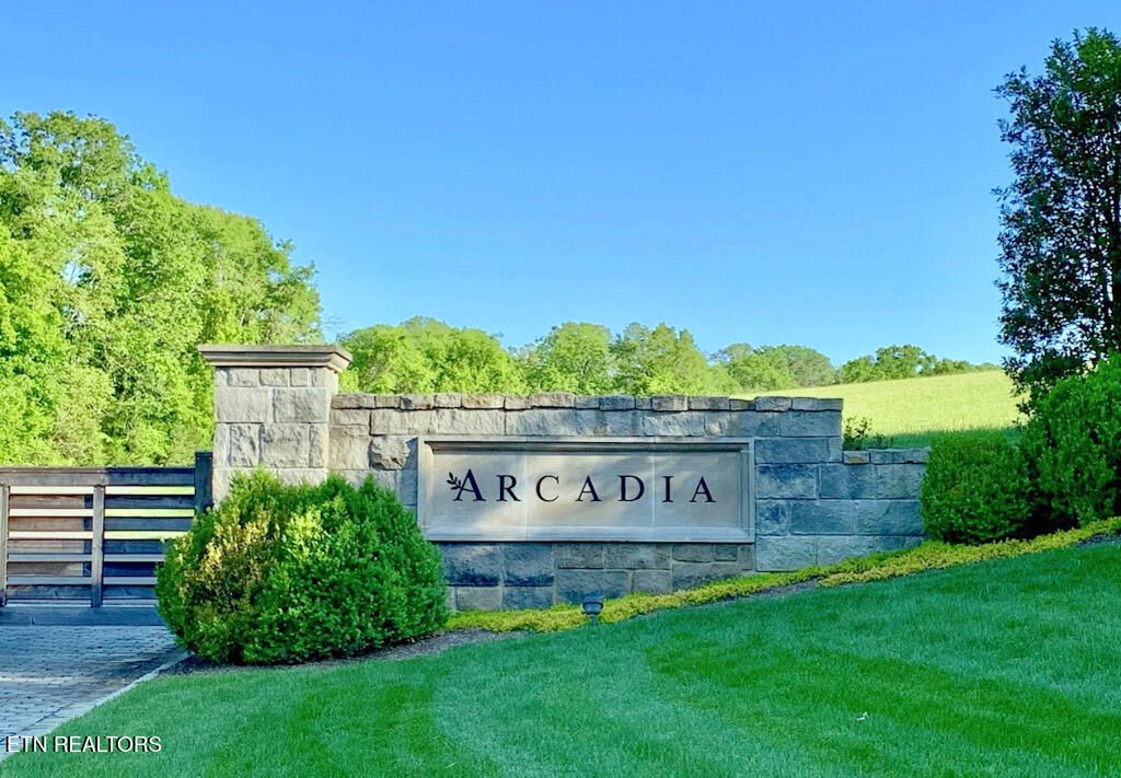 Photo of 0 Arcadia Peninsula Way, Knoxville, TN 37922 (MLS # 1334150)
