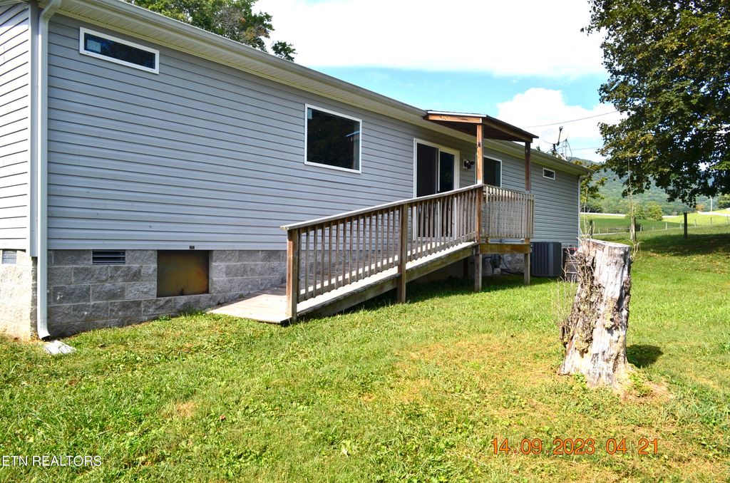 Photo of 296 Letory Rd, Wartburg, TN 37887 (MLS # 1239742)