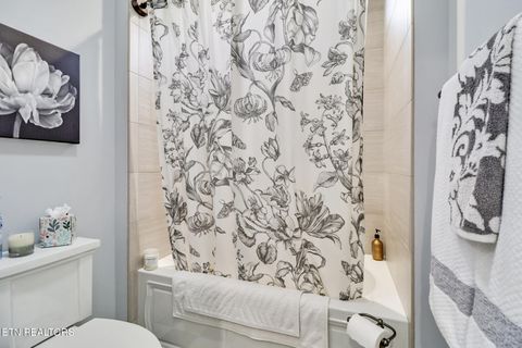 Tiny photo for 101 Hanning Drive, Crossville, TN 38558 (MLS # 1334566)