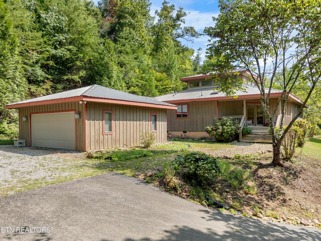 Photo of 780 Old Emory Rd, Clinton, TN 37716 (MLS # 1317505)