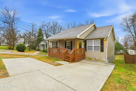 Tiny photo for 142 Woodlawn Pike, Knoxville, TN 37920 (MLS # 1325962)