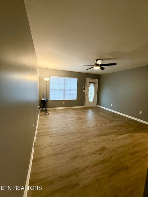 Tiny photo for 142 Woodlawn Pike, Knoxville, TN 37920 (MLS # 1325962)