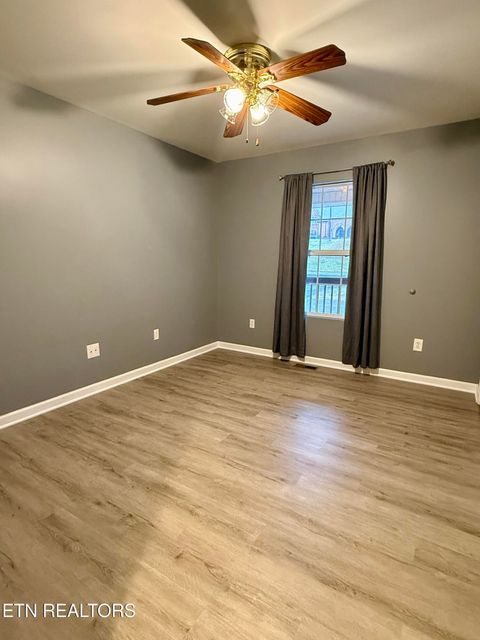 Tiny photo for 142 Woodlawn Pike, Knoxville, TN 37920 (MLS # 1325962)