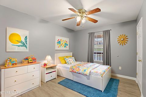 Tiny photo for 142 Woodlawn Pike, Knoxville, TN 37920 (MLS # 1325962)