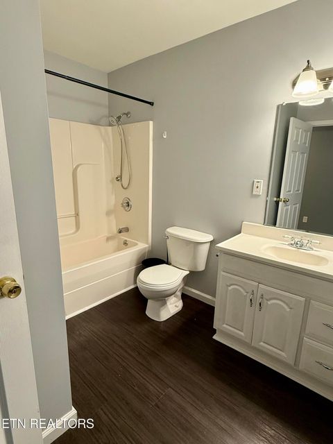 Tiny photo for 142 Woodlawn Pike, Knoxville, TN 37920 (MLS # 1325962)