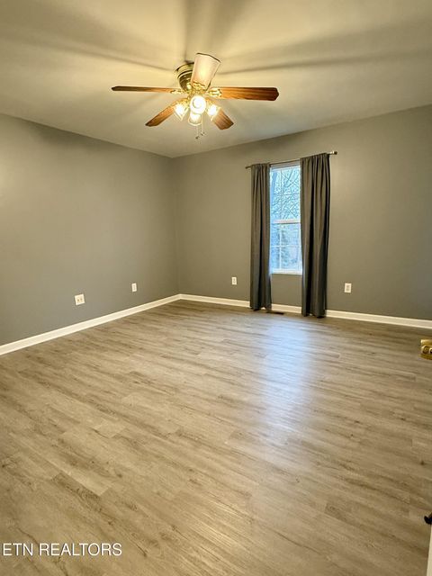Tiny photo for 142 Woodlawn Pike, Knoxville, TN 37920 (MLS # 1325962)
