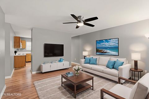 Tiny photo for 142 Woodlawn Pike, Knoxville, TN 37920 (MLS # 1325962)