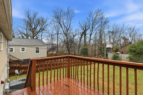 Tiny photo for 142 Woodlawn Pike, Knoxville, TN 37920 (MLS # 1325962)