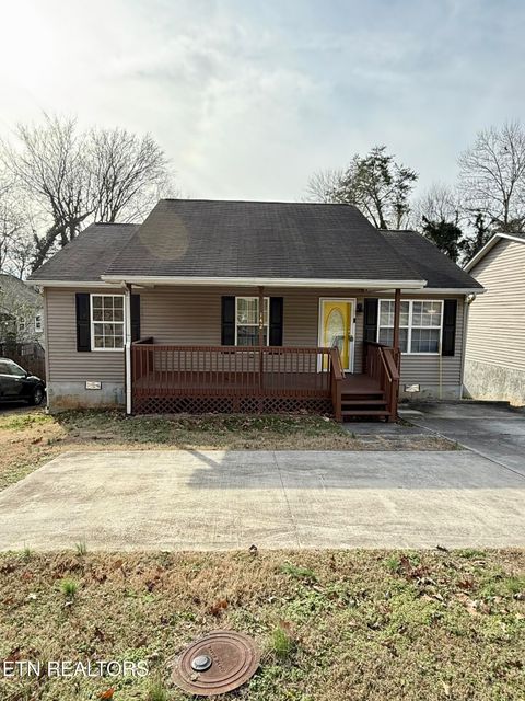 Tiny photo for 142 Woodlawn Pike, Knoxville, TN 37920 (MLS # 1325962)