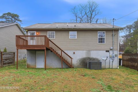 Tiny photo for 142 Woodlawn Pike, Knoxville, TN 37920 (MLS # 1325962)