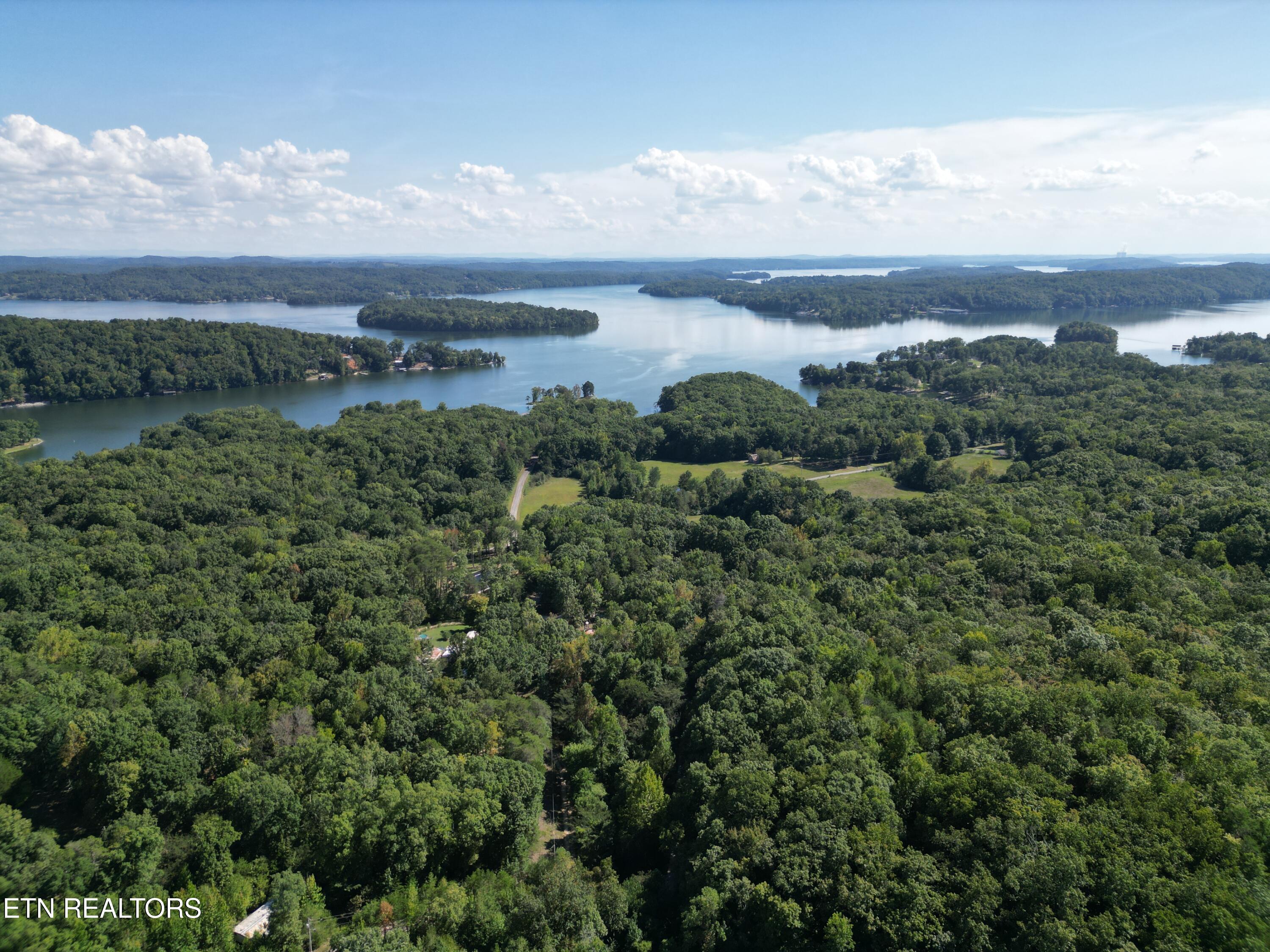 Lake overlook Drive