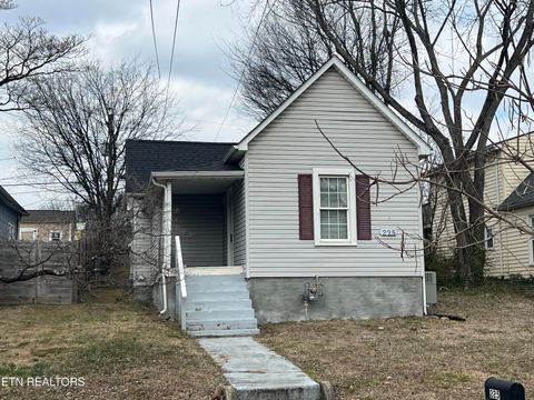 Photo of 225 E Quincy Ave, Knoxville, TN 37917 (MLS # 1328962)