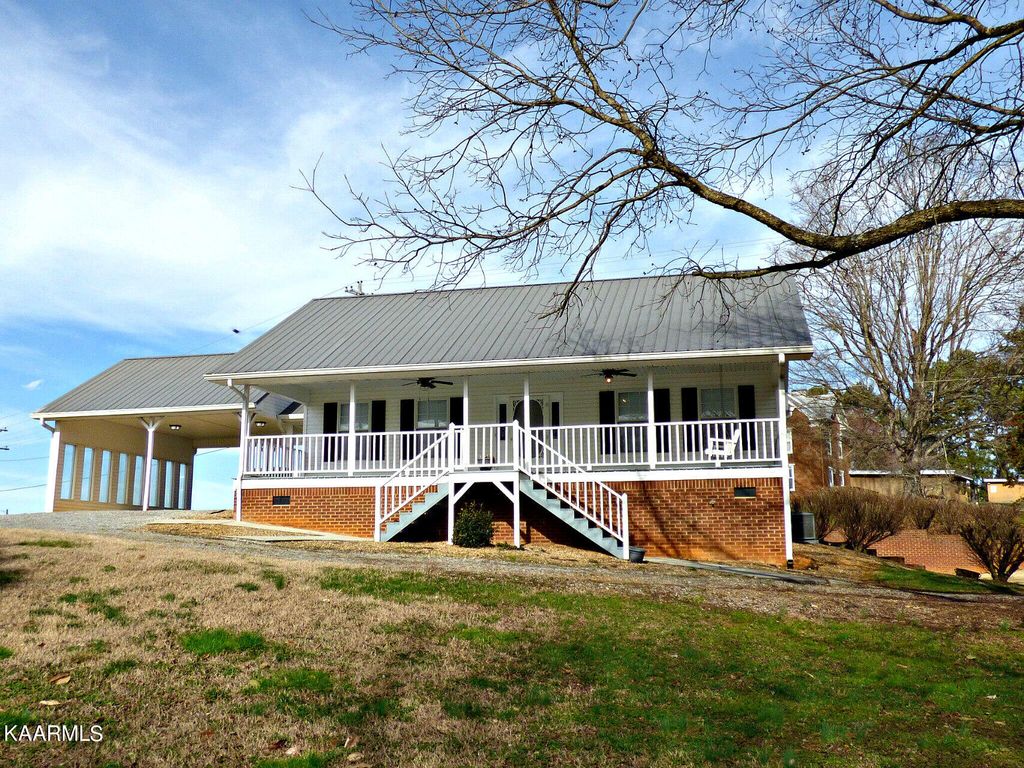 Photo of 1749 Walnut St, White Pine, TN 37890 (MLS # 1218958)